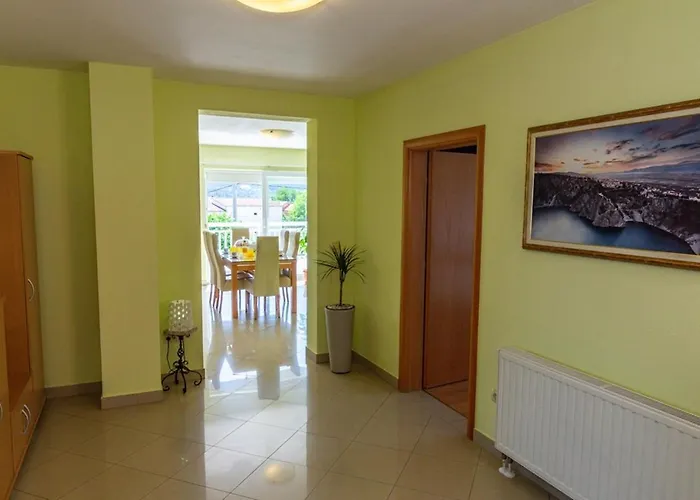 Hébergement de vacances House Anetta With 5 Bedrooms *
