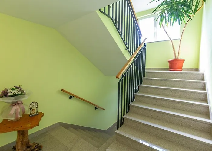 Hébergement de vacances House Anetta With 5 Bedrooms Imotski